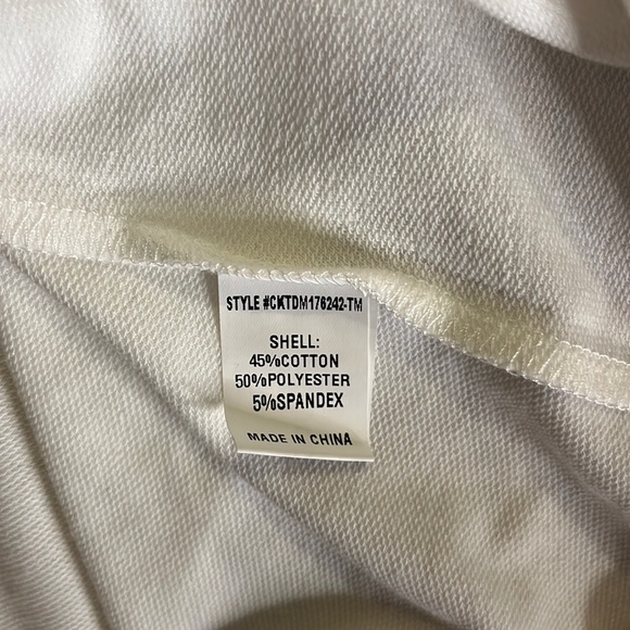 Embroidered sleeveless top geometric white red blue M NWT - Picture 9 of 13